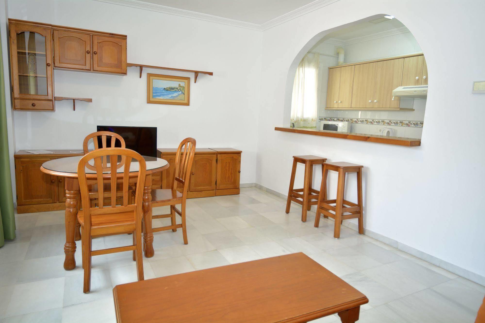Apartamentos Hc Burriana Playa Nerja Exteriör bild