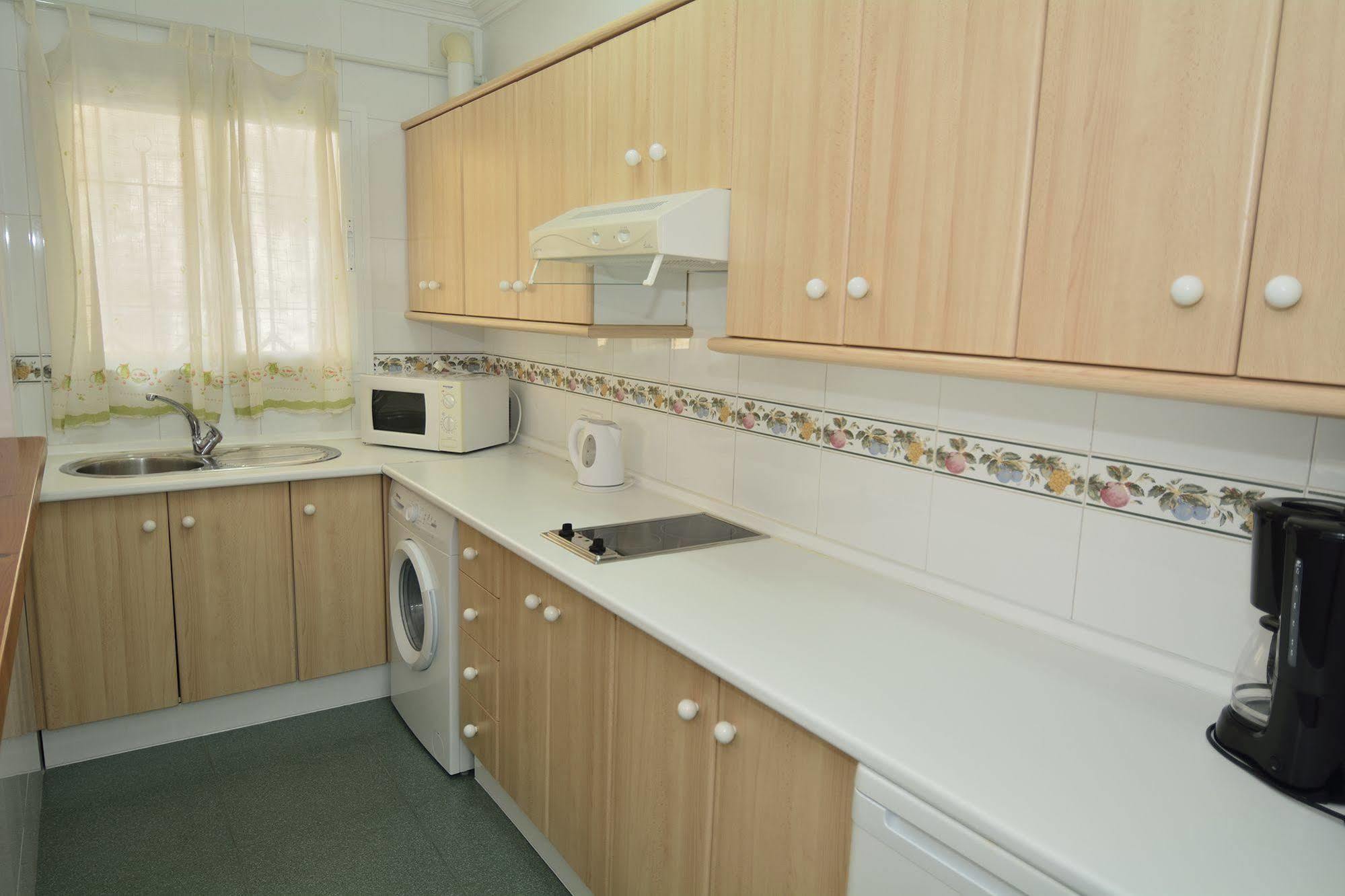 Apartamentos Hc Burriana Playa Nerja Exteriör bild
